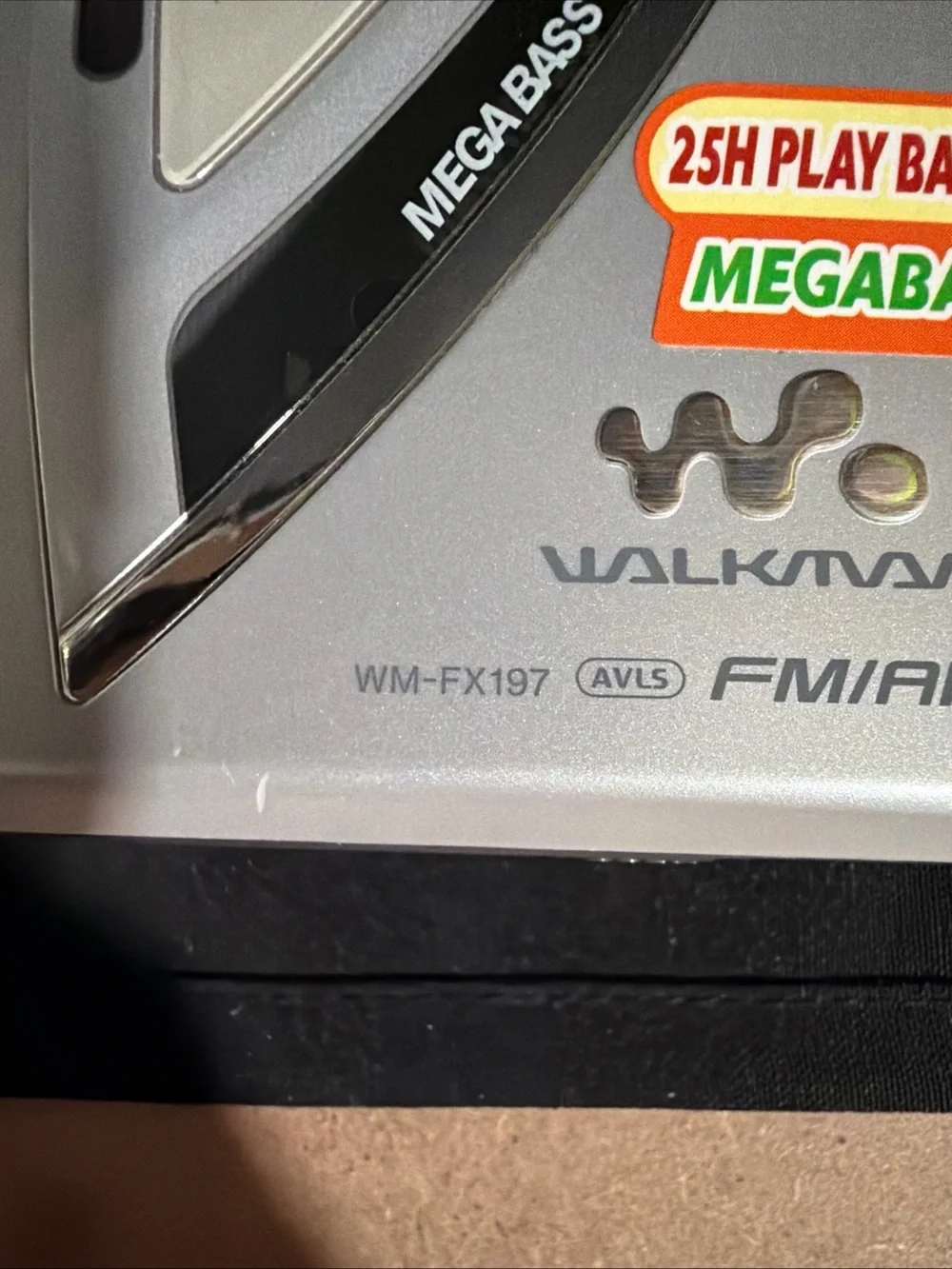 Sony Walkman WM-FX197 Cassette Player & AM/FM Radio Works Great. Tested